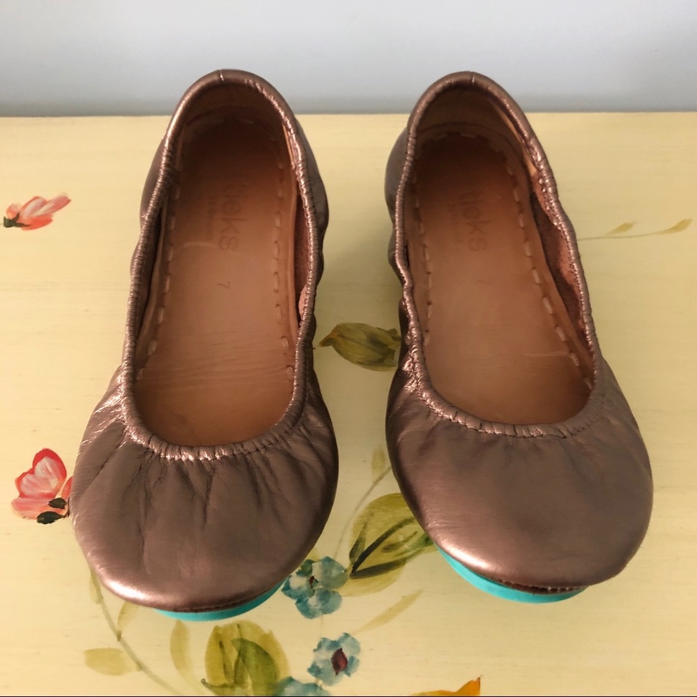 EUC Metallic Bronze Tieks Ballet Flats - Size 7